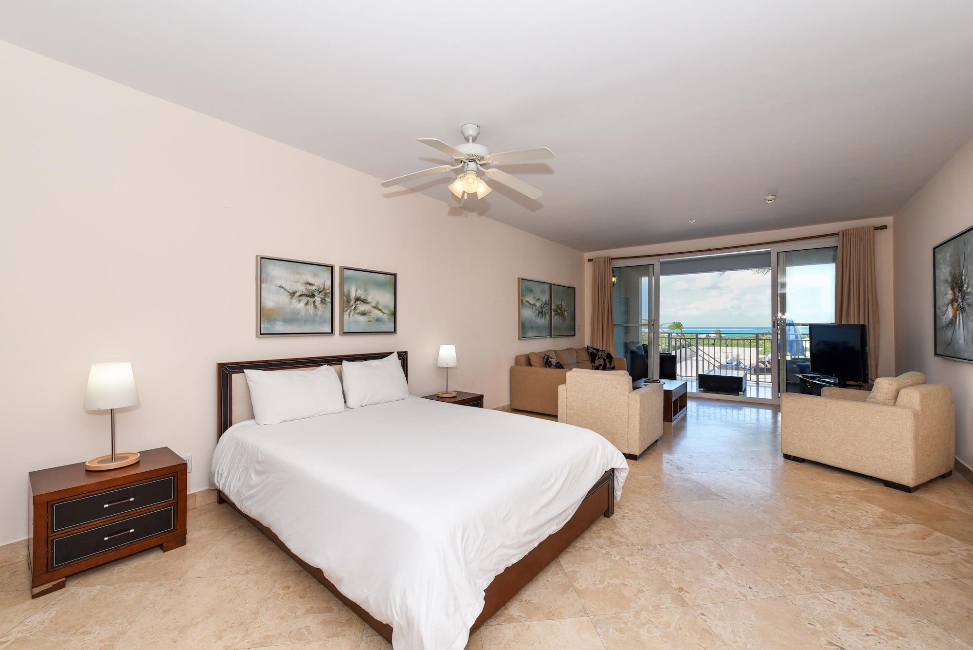 Hotel La Vista Azul Turtle Cove Exterior photo